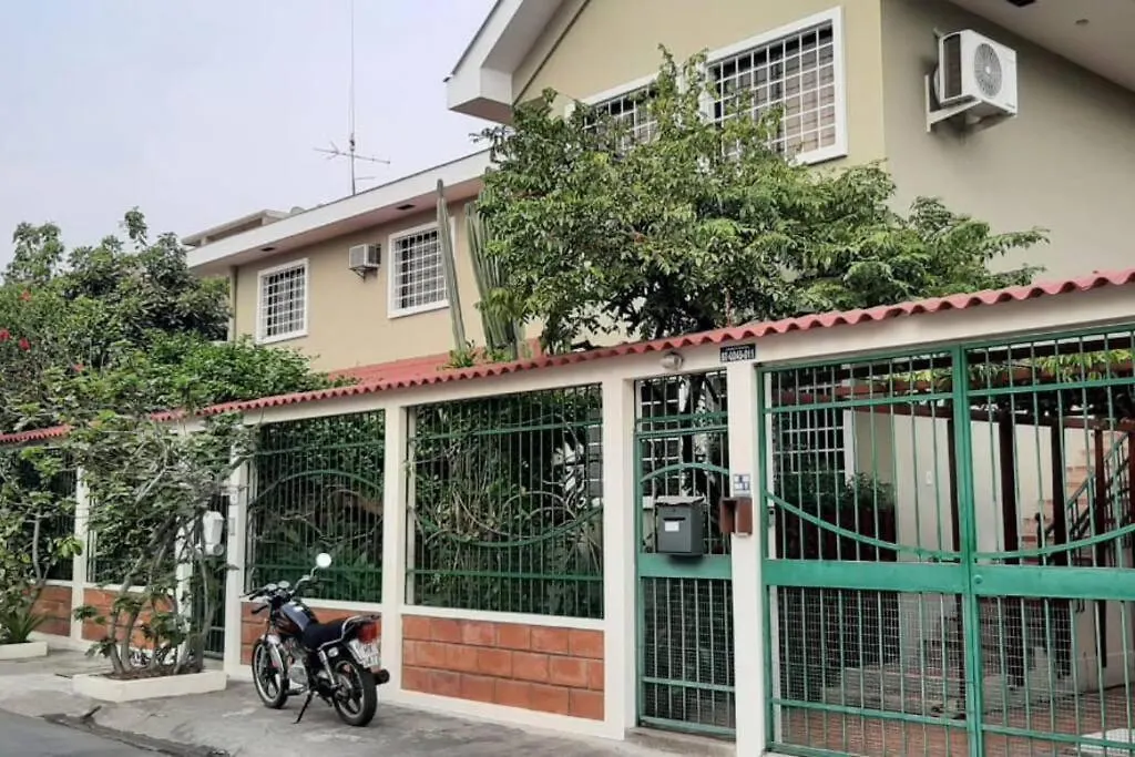Departamento Puerto Azul Via A La Costa Daire Guayaquil